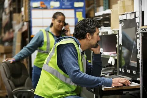 Warehouse Jobs in the UK for International Workers